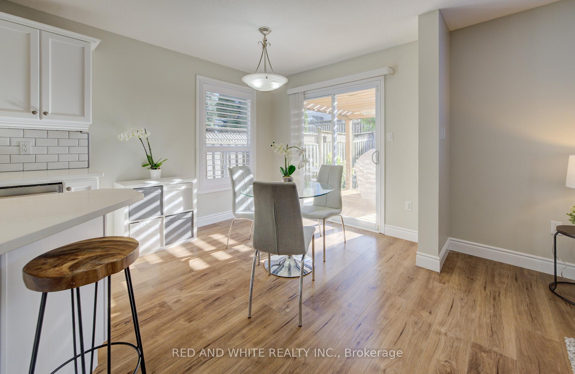 Photo 11 of 353 Sauve Crescent, Waterloo, Clair Hills — HOMEH