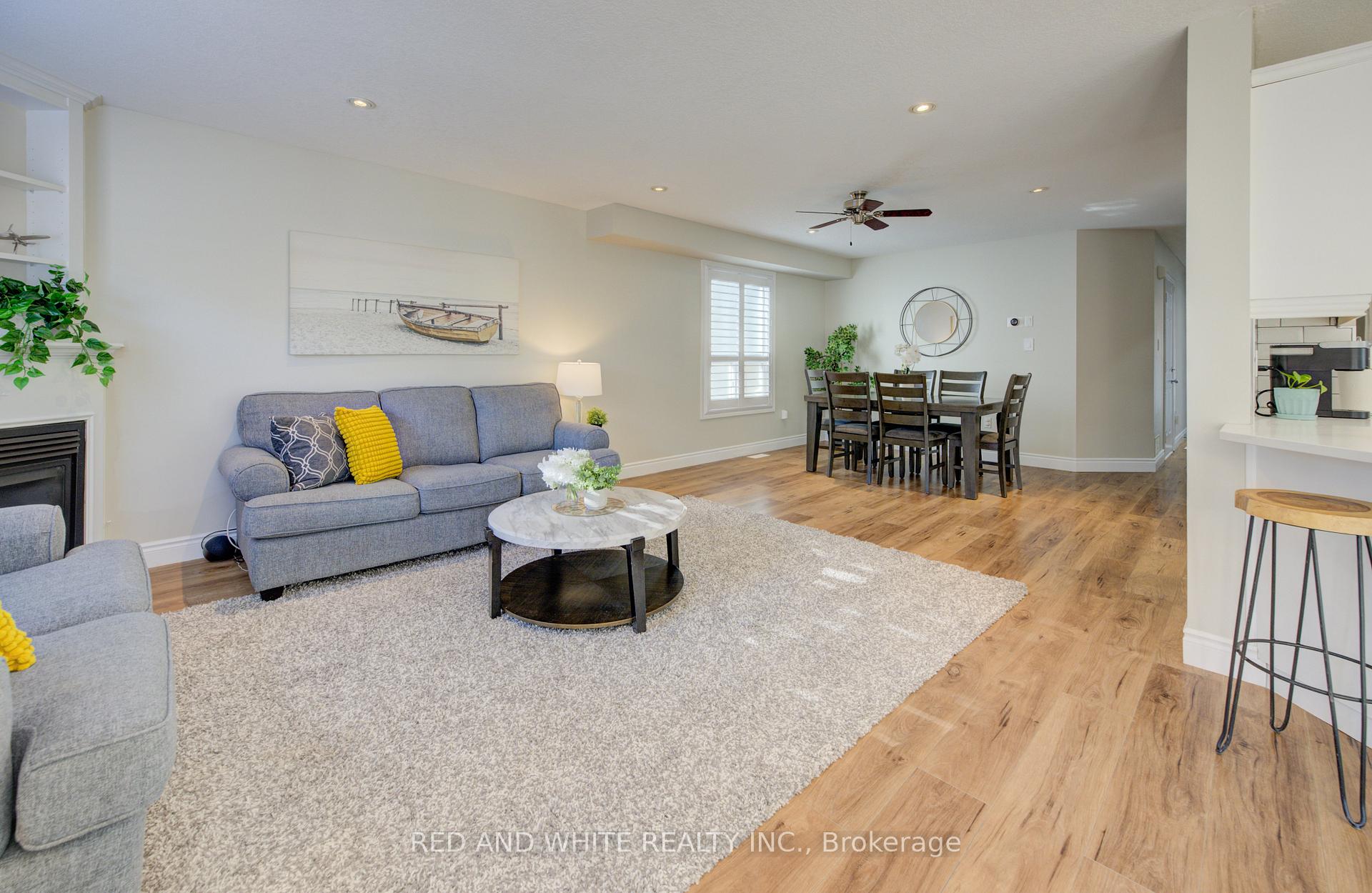 Photo 13 of 353 Sauve Crescent, Waterloo, Clair Hills — HOMEH