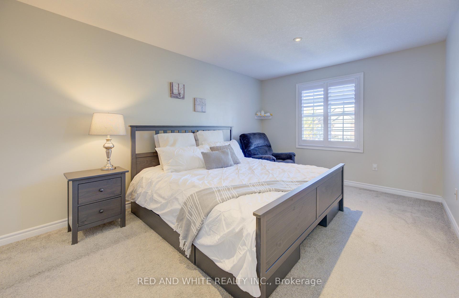 Photo 25 of 353 Sauve Crescent, Waterloo, Clair Hills — HOMEH