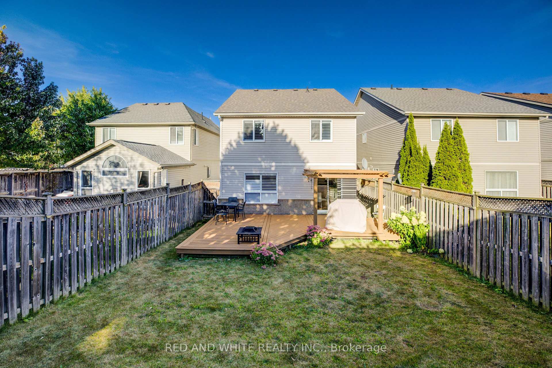 Photo 45 of 353 Sauve Crescent, Waterloo, Clair Hills — HOMEH