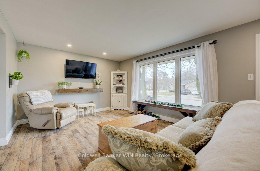 Photo 7 of 289 Birmingham Street E, Wellington North, Mount Forest — HOMEH