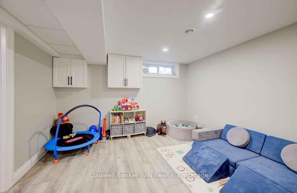 Photo 27 of 289 Birmingham Street E, Wellington North, Mount Forest — HOMEH
