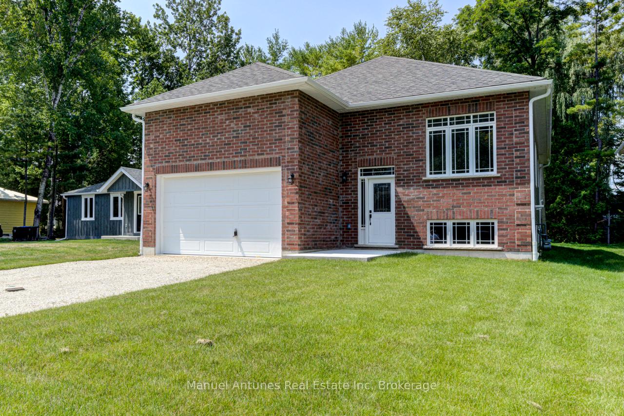 Photo 1 of 14 56th Street S, Wasaga Beach — HOMEH