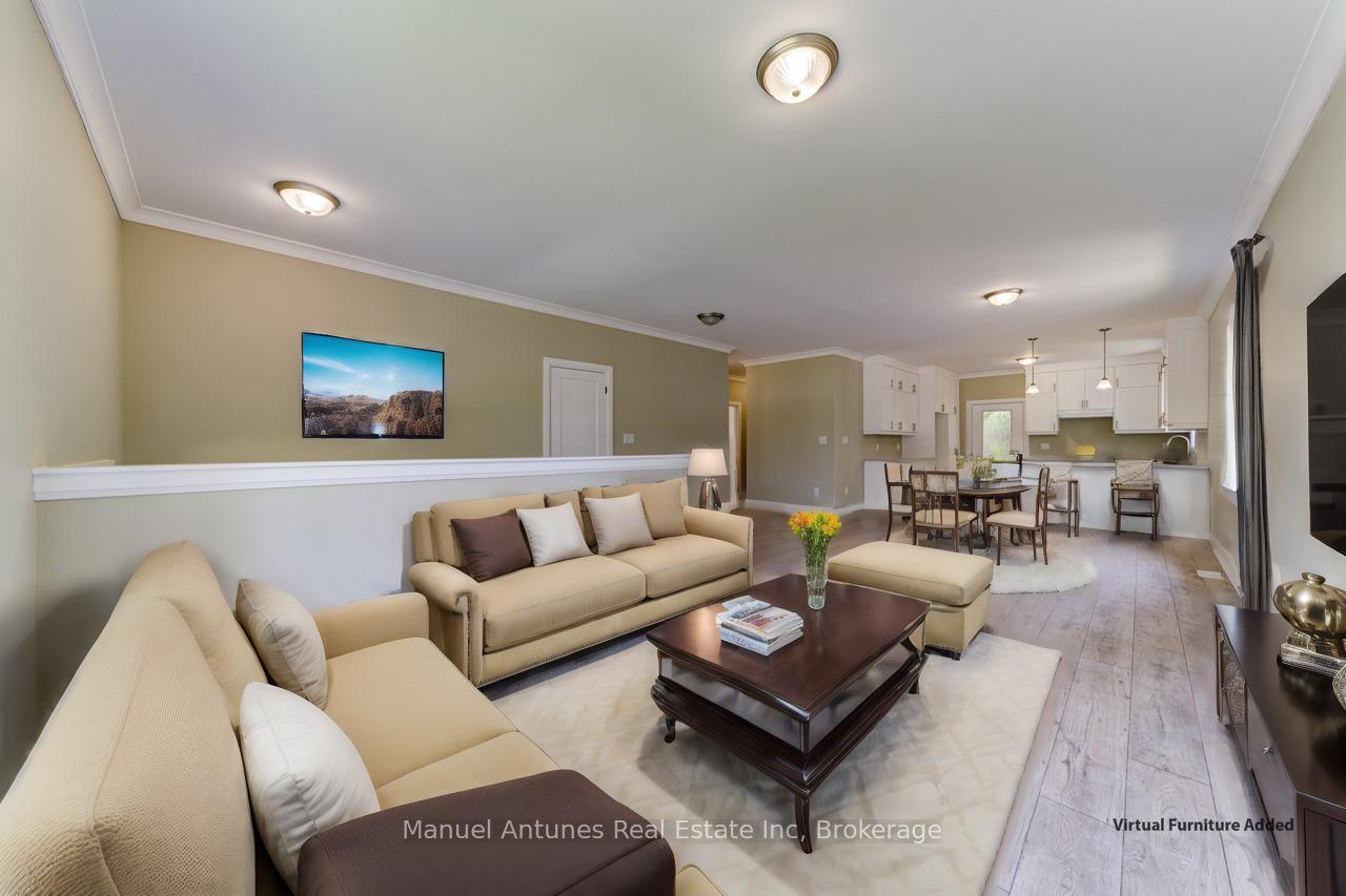 Photo 10 of 14 56th Street S, Wasaga Beach — HOMEH