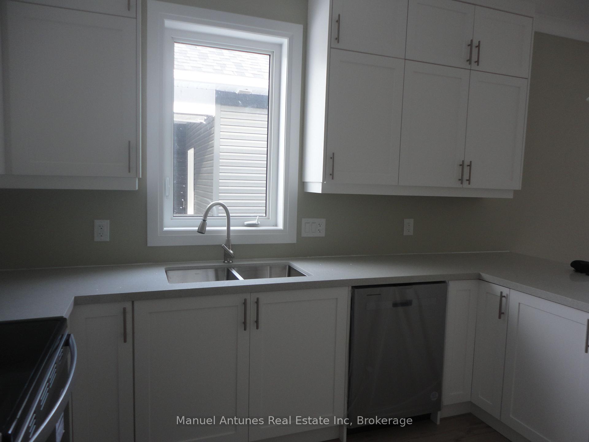 Photo 34 of 14 56th Street S, Wasaga Beach — HOMEH