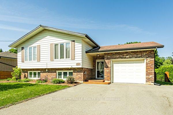 Photo 2 of 297 Ridout Street, West Elgin, Rodney — HOMEH