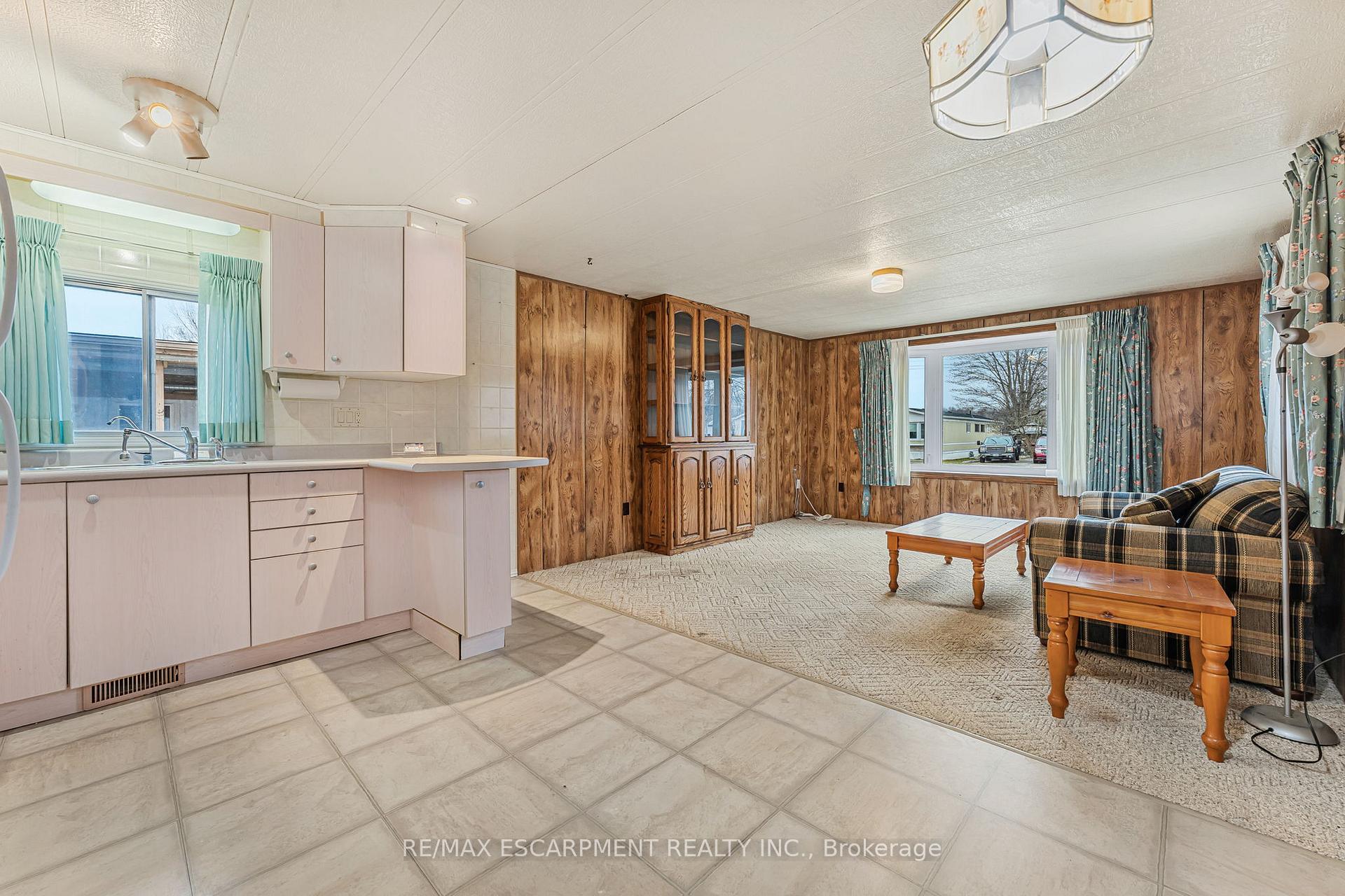 Photo 8 of Unit 32, 43969 Highway 3, Wainfleet, Marshville/Winger — HOMEH