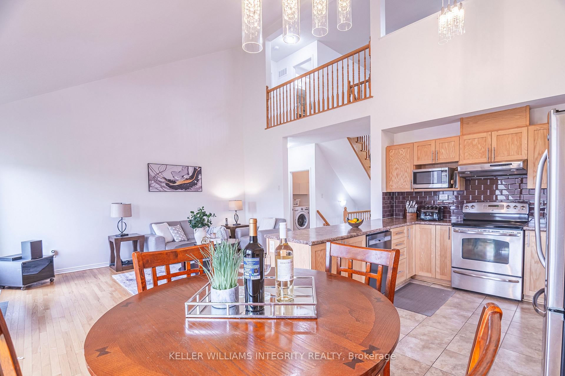 Photo 9 of 21 Edward Vince Evans Court, Arnprior — HOMEH