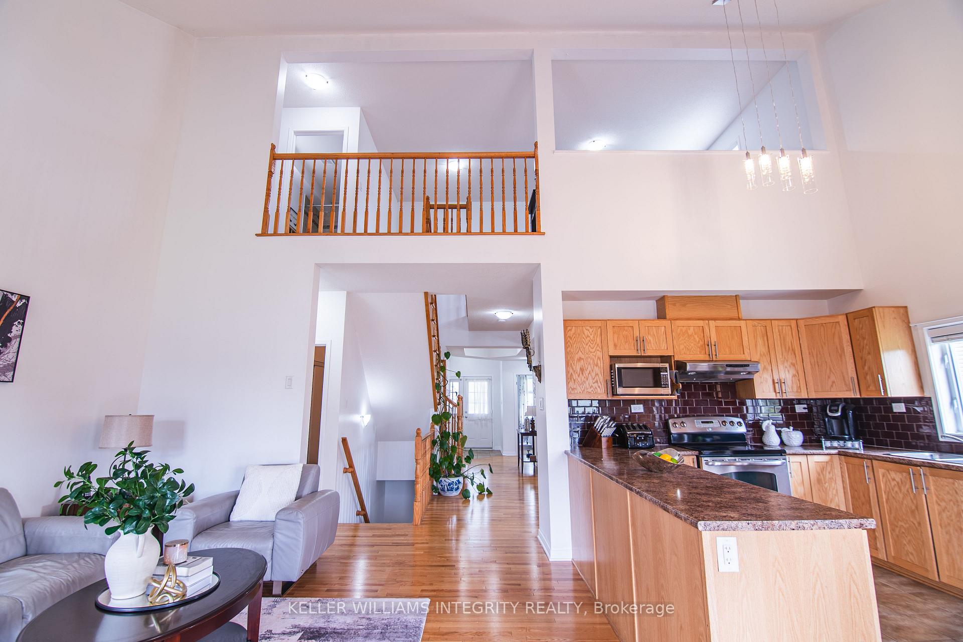 Photo 11 of 21 Edward Vince Evans Court, Arnprior — HOMEH