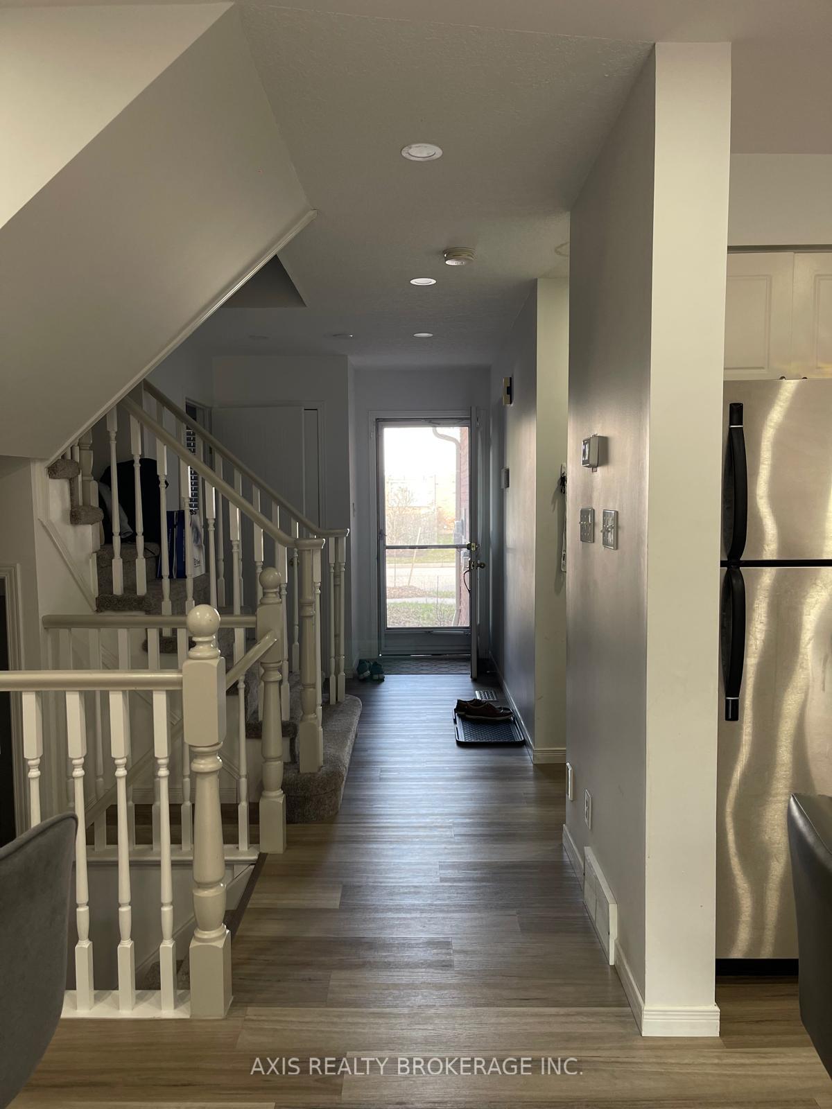 Photo 2 of 449 Laurel Gate Drive, Waterloo, Laurelwood — HOMEH