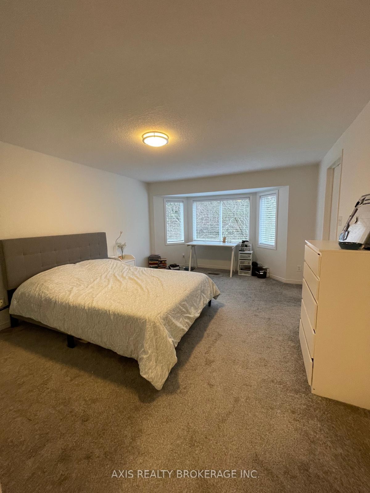 Photo 17 of 449 Laurel Gate Drive, Waterloo, Laurelwood — HOMEH