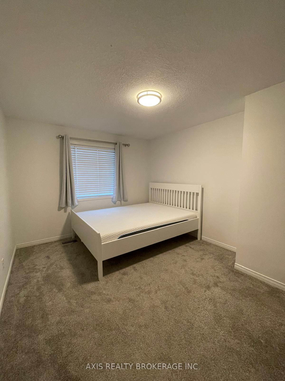 Photo 21 of 449 Laurel Gate Drive, Waterloo, Laurelwood — HOMEH