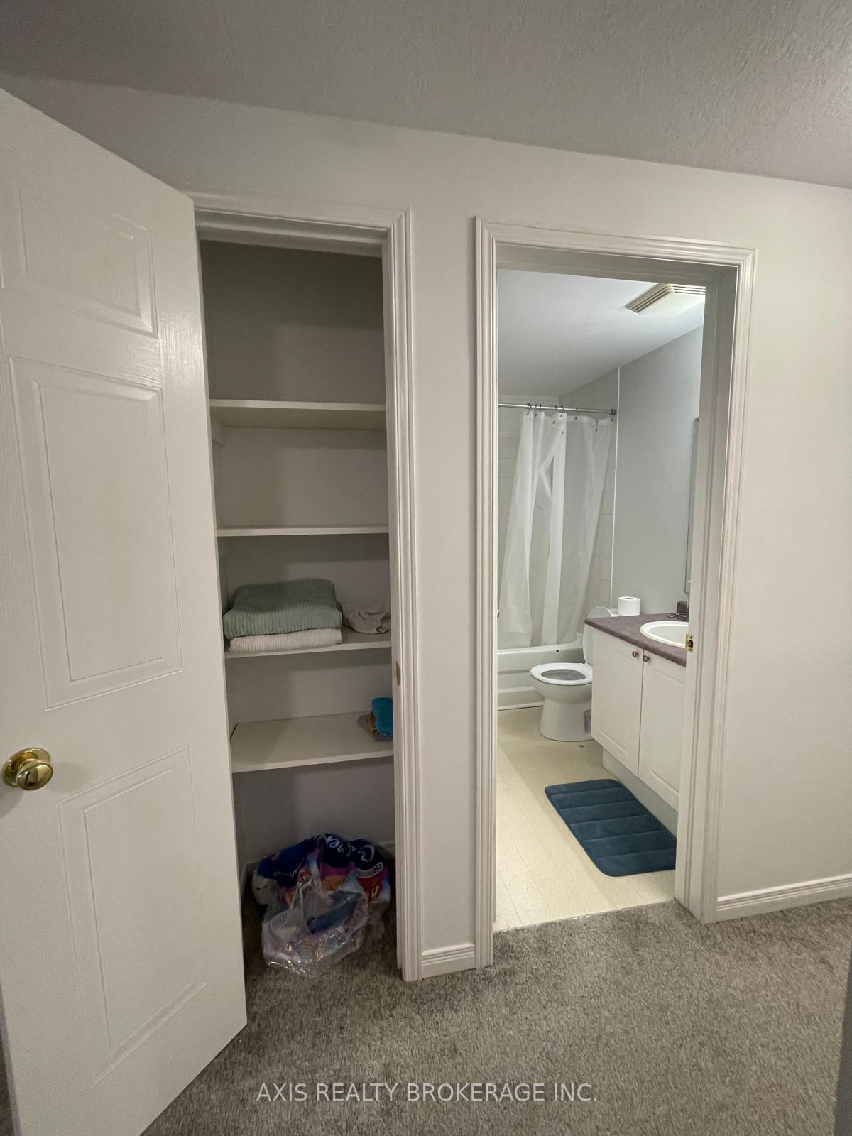Photo 22 of 449 Laurel Gate Drive, Waterloo, Laurelwood — HOMEH