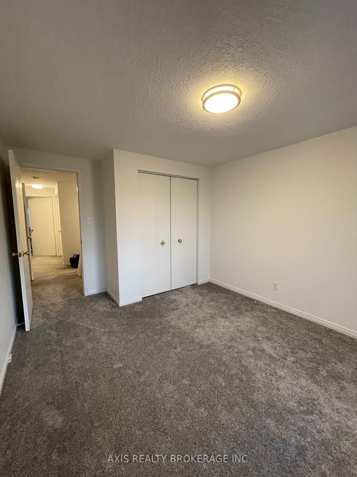 Photo 25 of 449 Laurel Gate Drive, Waterloo, Laurelwood — HOMEH