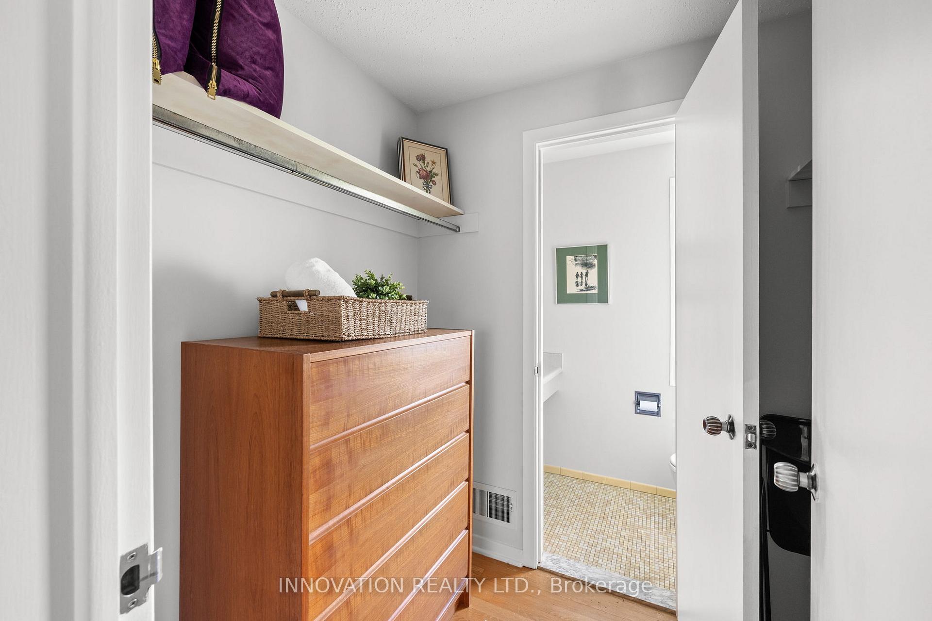 Photo 17 of 1867 Dorset Drive, Ottawa, Playfair Park — HOMEH