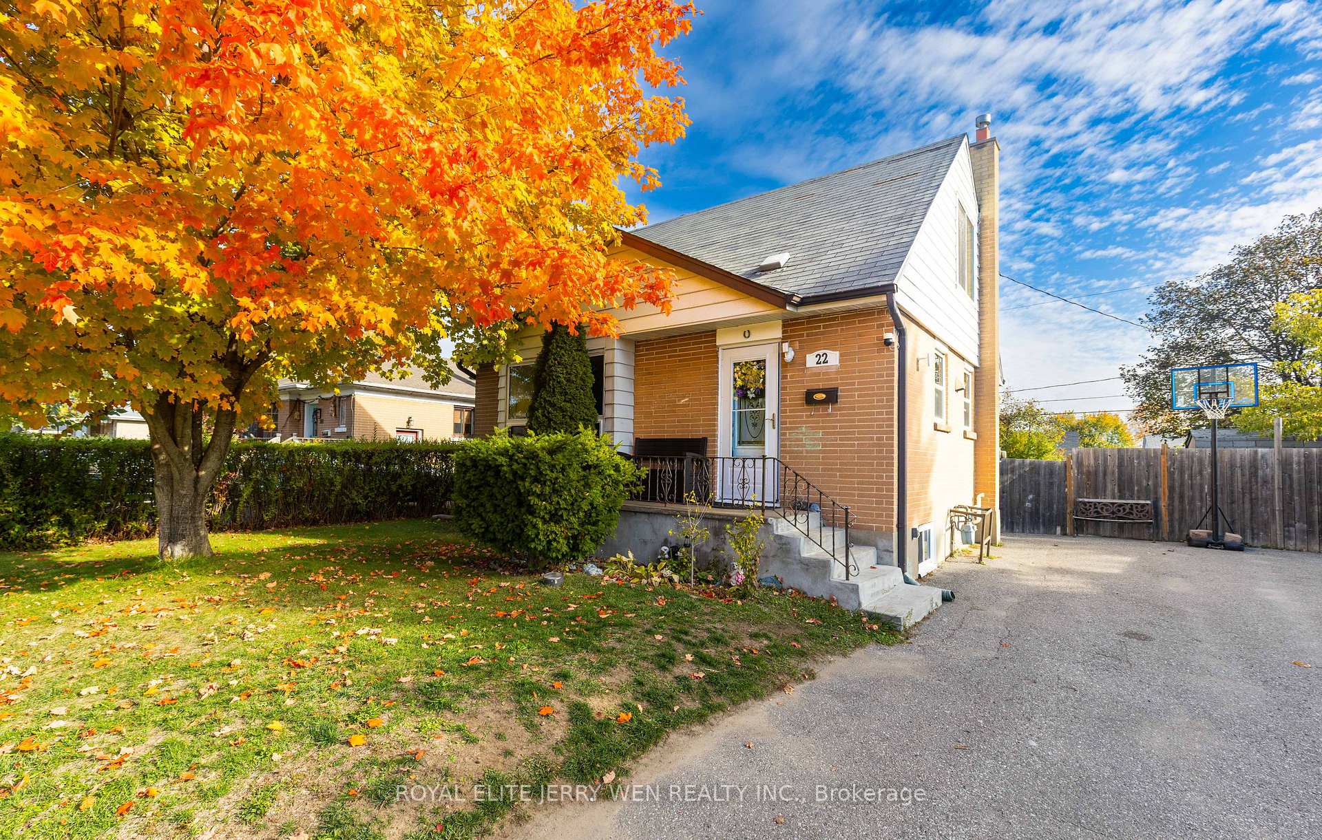 Photo 1 of 22 Forest Road, Ajax, South East — HOMEH