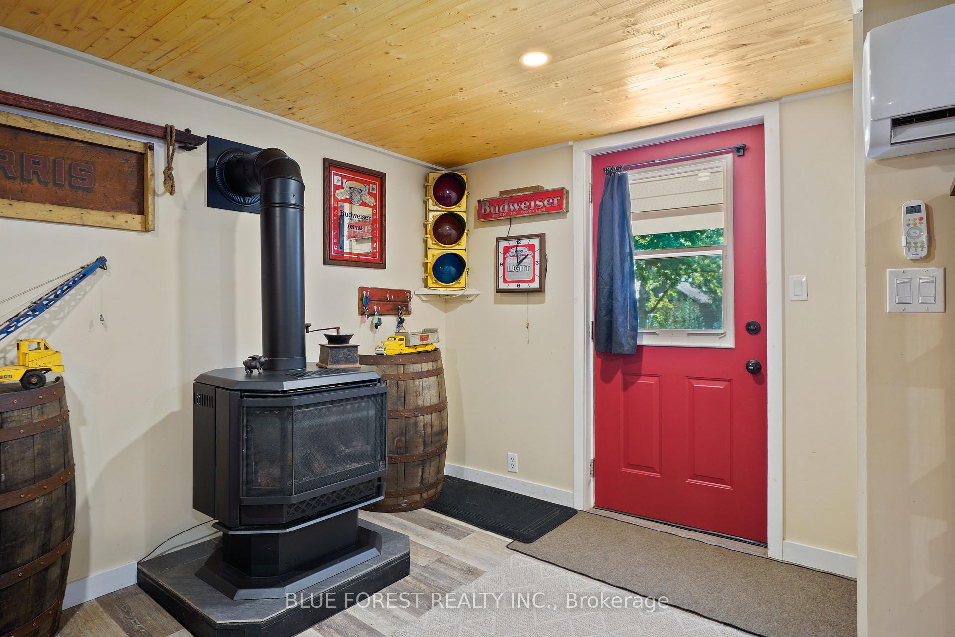 Photo 7 of 141 Centre Street, West Elgin, Rodney — HOMEH
