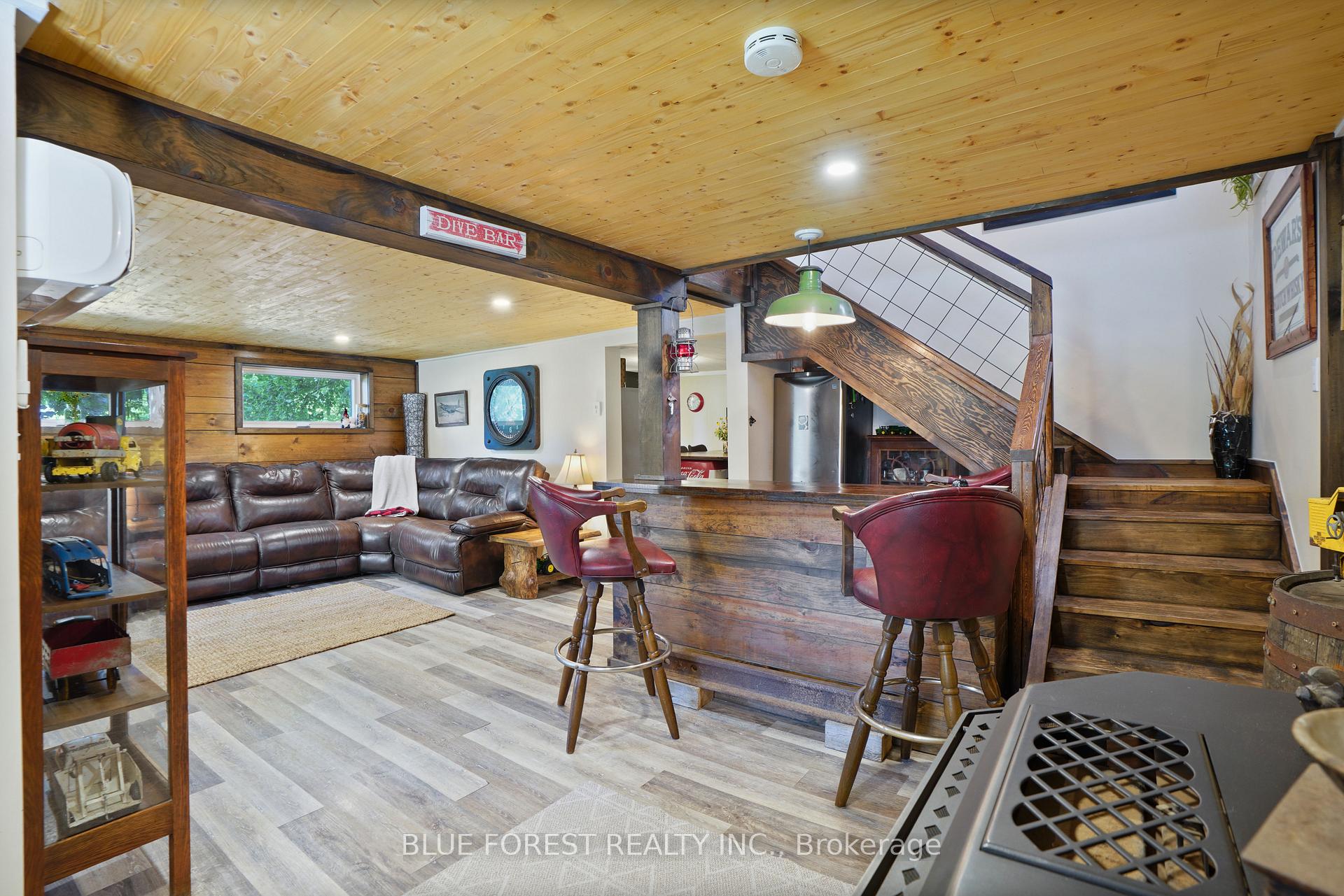 Photo 8 of 141 Centre Street, West Elgin, Rodney — HOMEH