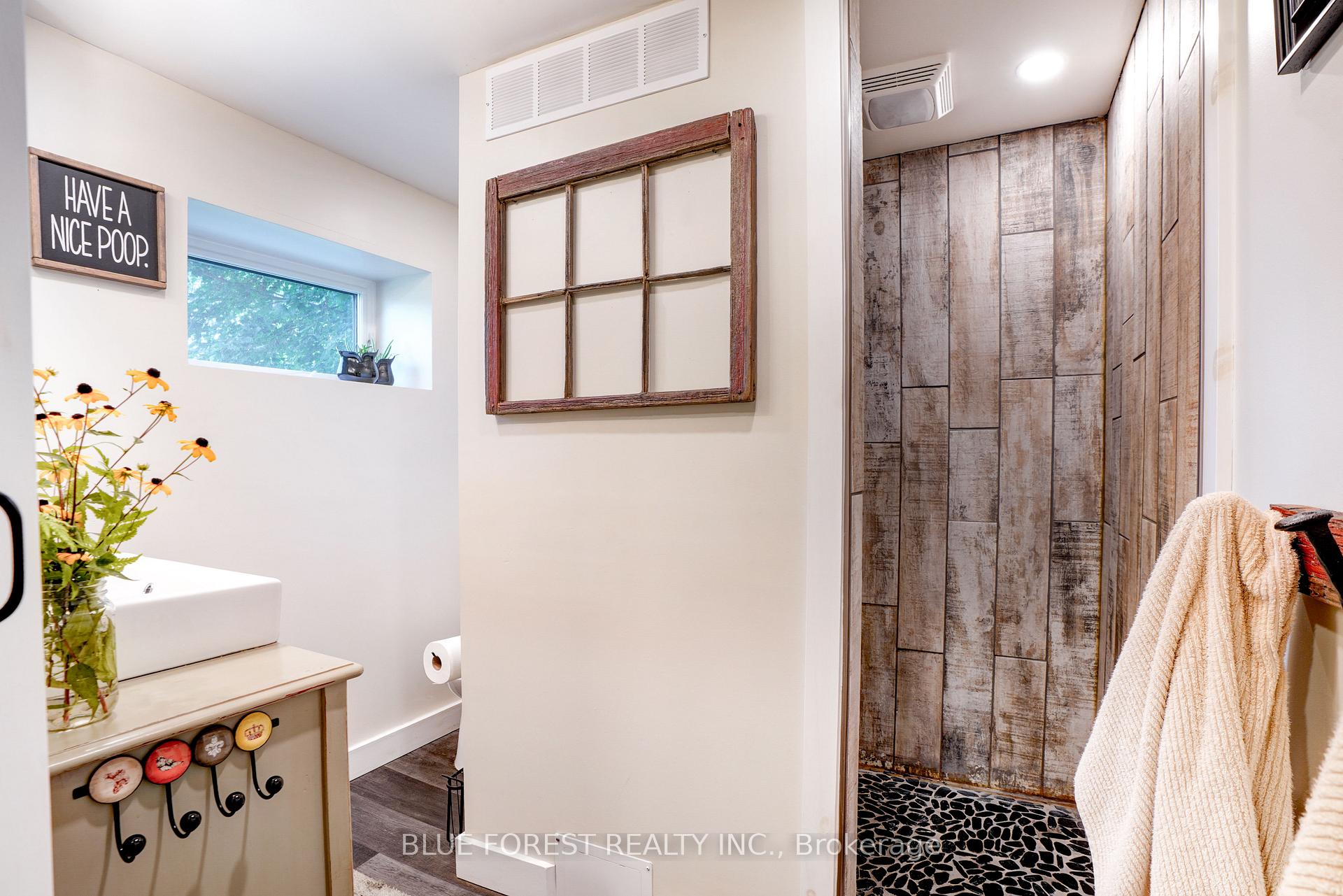 Photo 17 of 141 Centre Street, West Elgin, Rodney — HOMEH