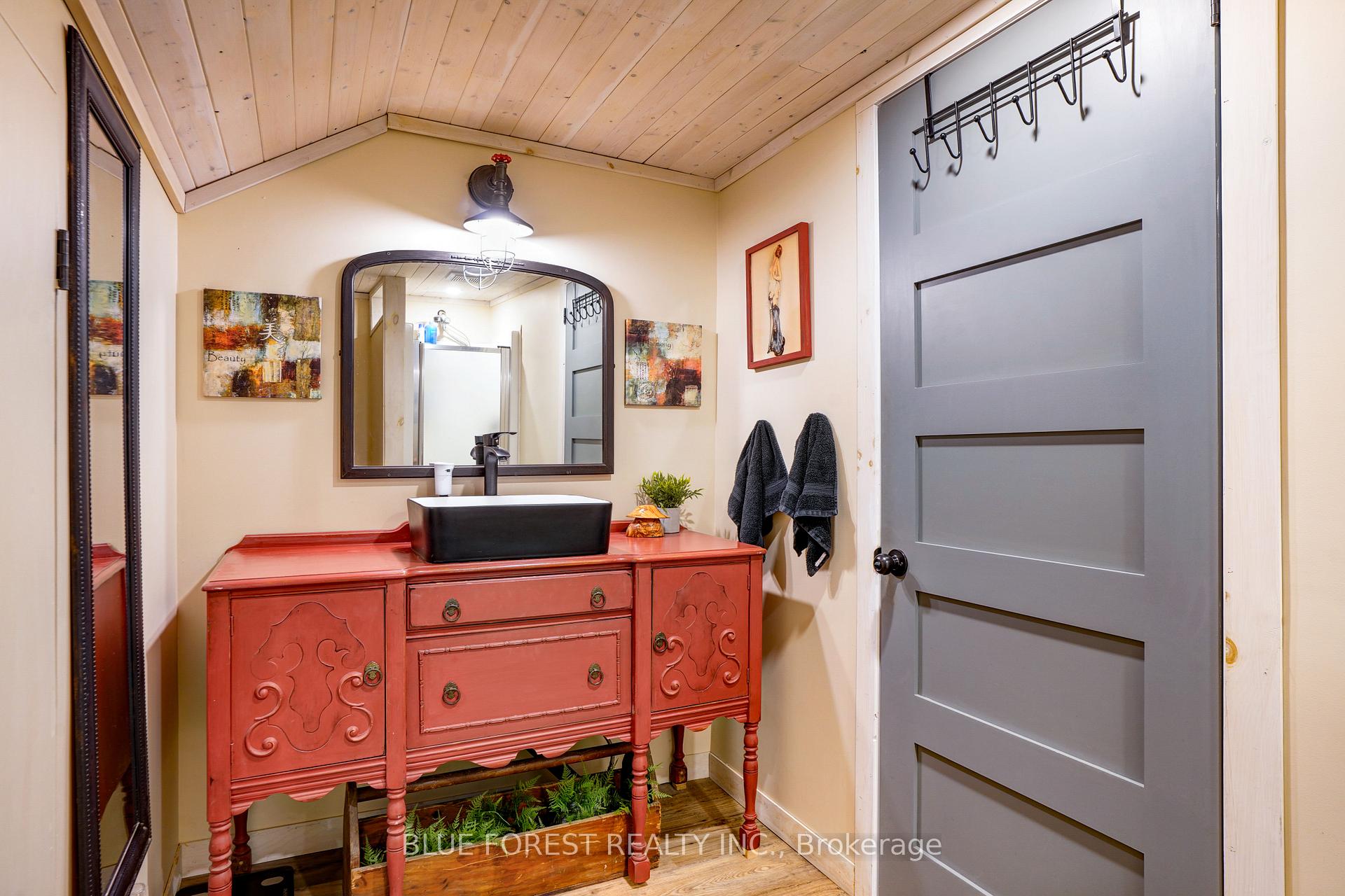 Photo 26 of 141 Centre Street, West Elgin, Rodney — HOMEH
