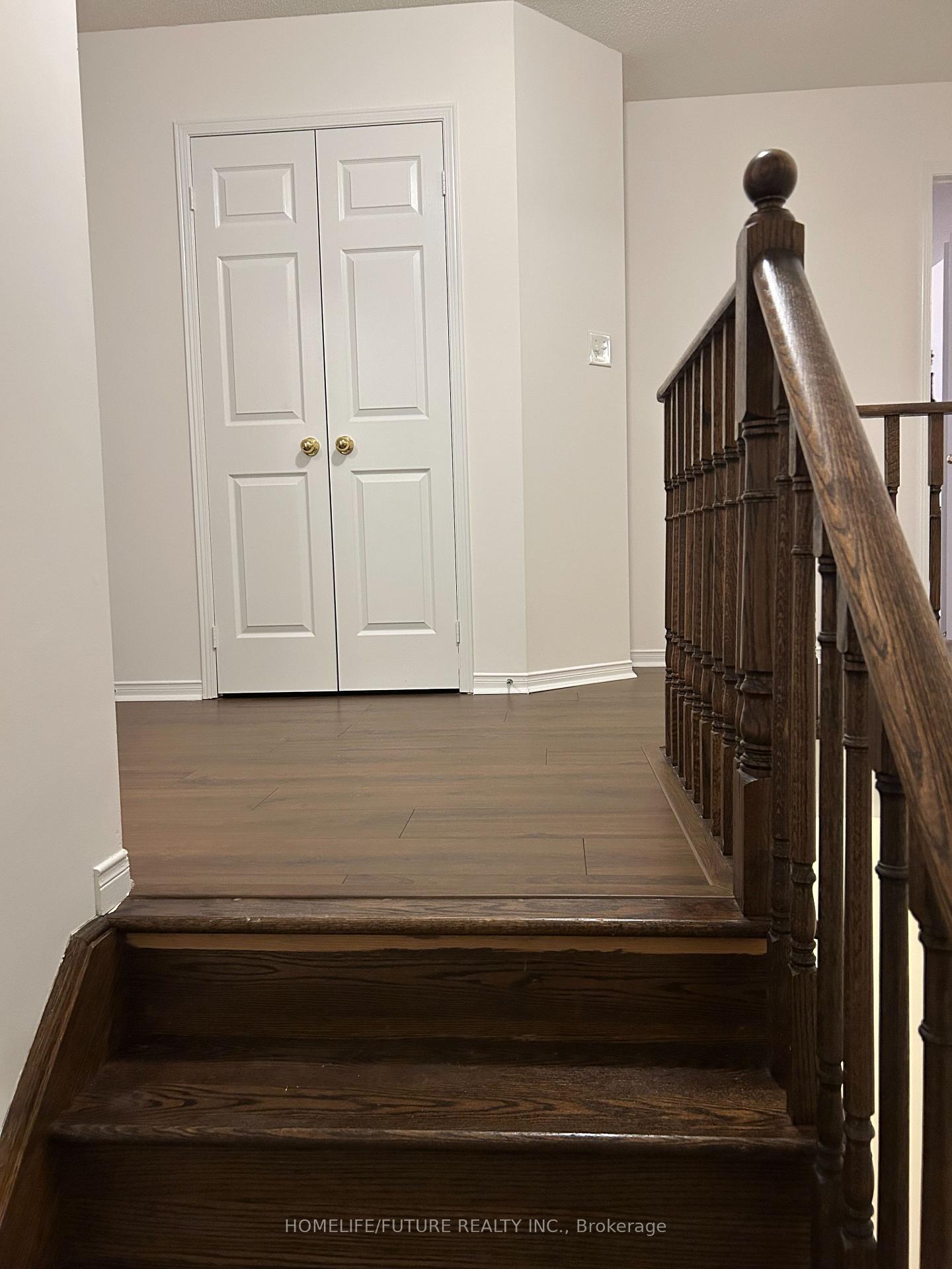 Photo 9 of 49 Malthouse Crescent, Ajax, Northeast Ajax — HOMEH