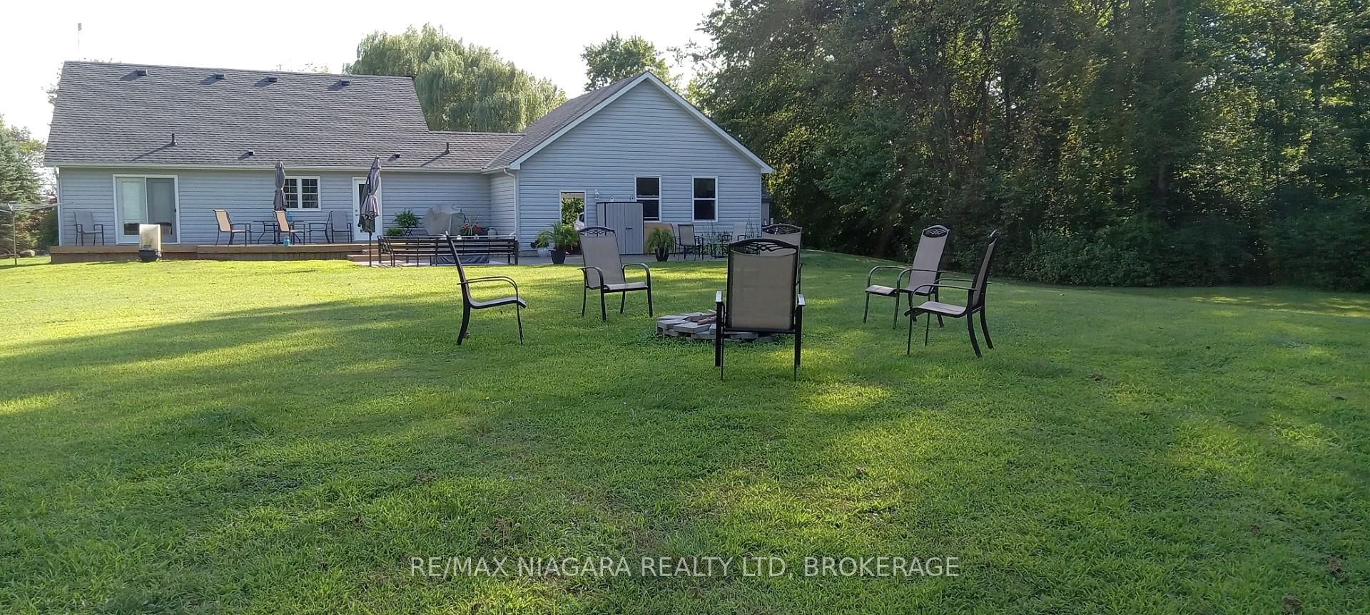 Photo 4 of 12262 Lakeshore Road, Wainfleet, Lakeshore — HOMEH