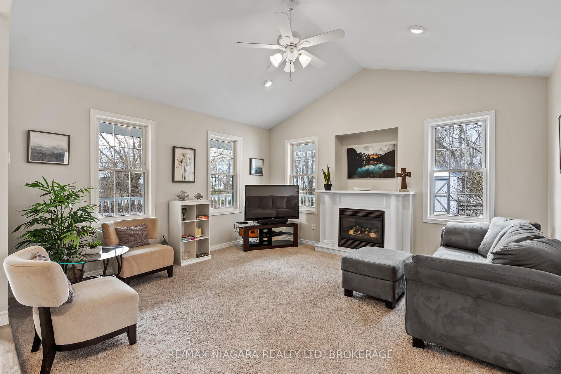 Photo 12 of 12262 Lakeshore Road, Wainfleet, Lakeshore — HOMEH