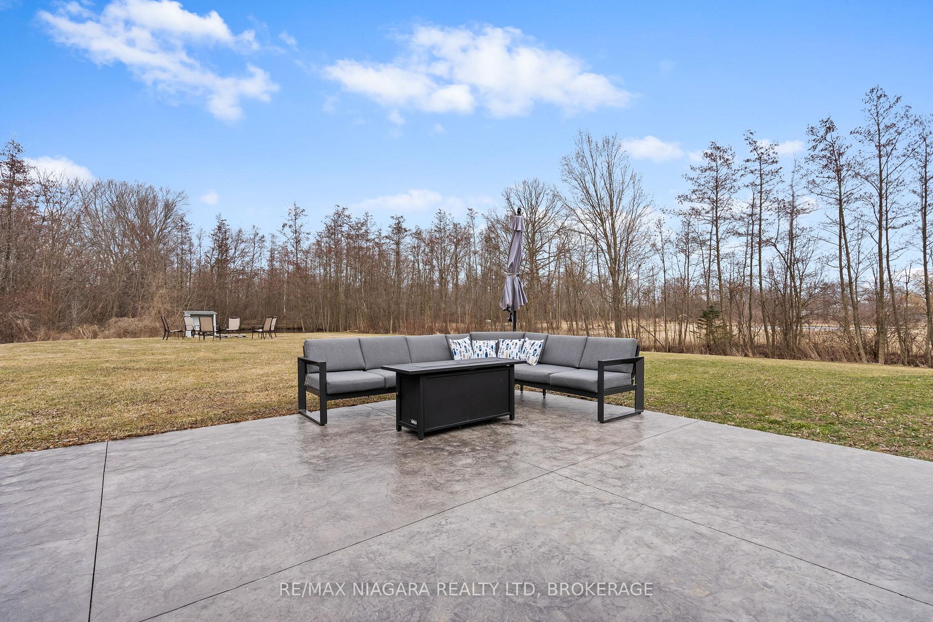 Photo 39 of 12262 Lakeshore Road, Wainfleet, Lakeshore — HOMEH