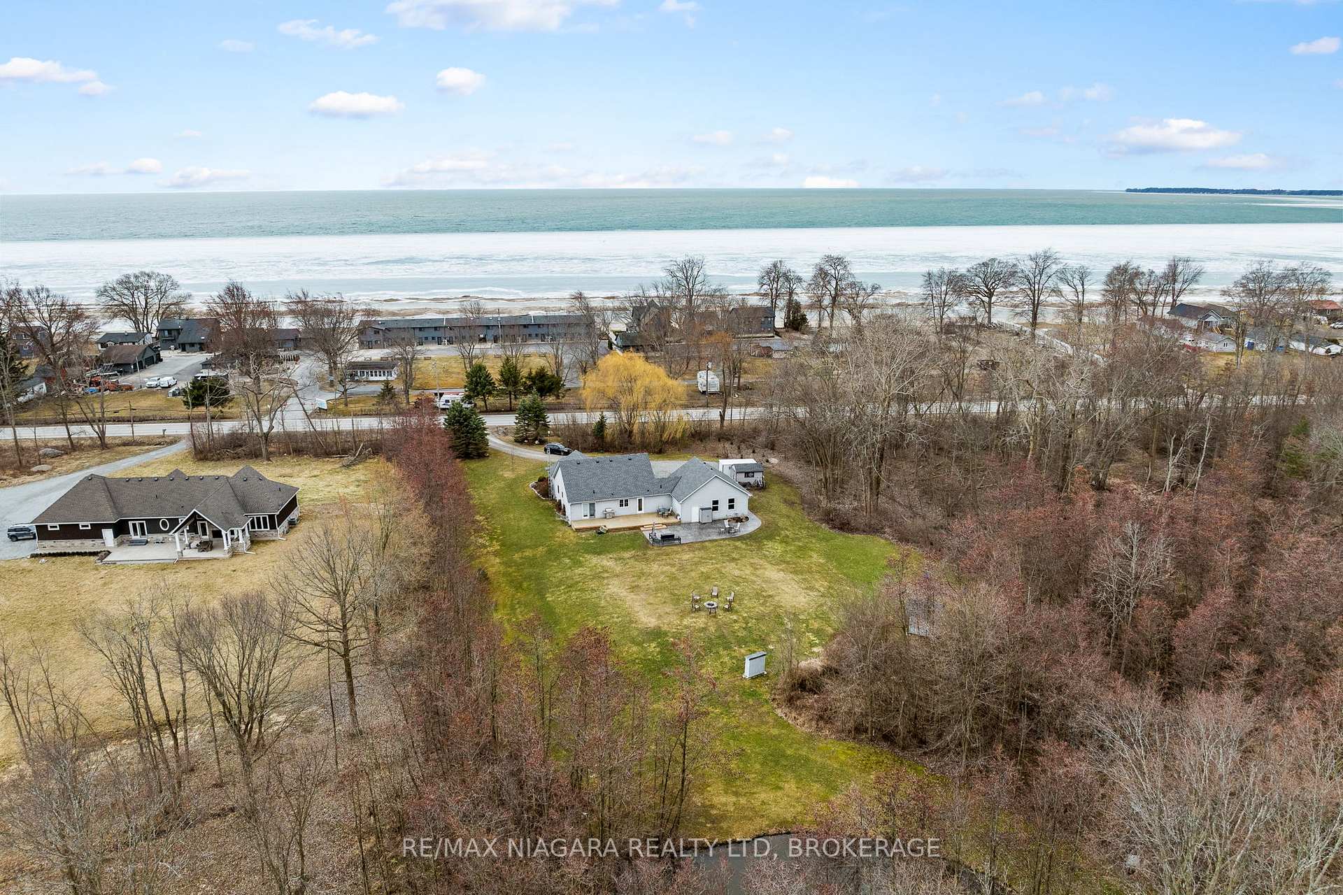 Photo 45 of 12262 Lakeshore Road, Wainfleet, Lakeshore — HOMEH