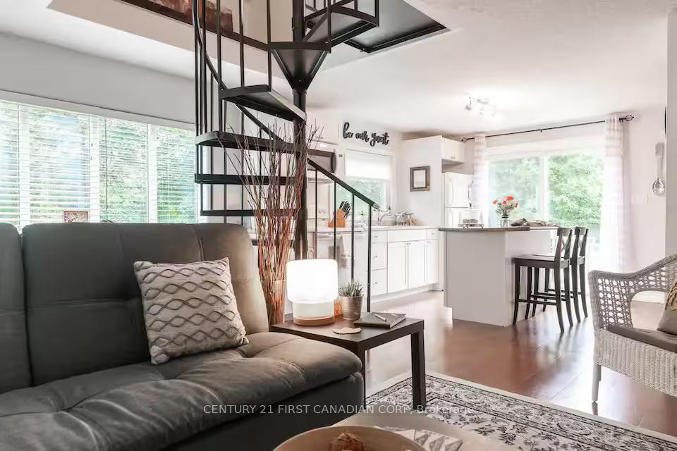 Photo 15 of 705B Conservation Drive, Waterloo — HOMEH