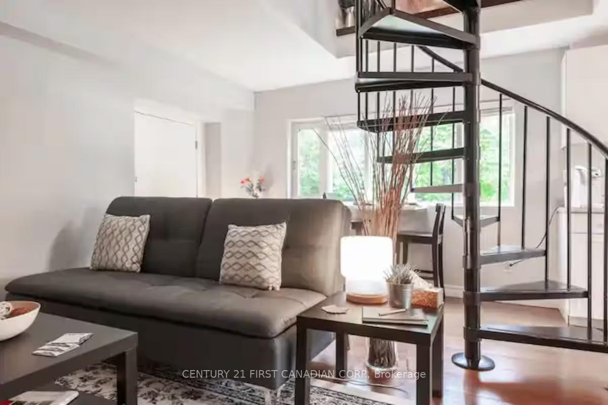 Photo 16 of 705B Conservation Drive, Waterloo — HOMEH
