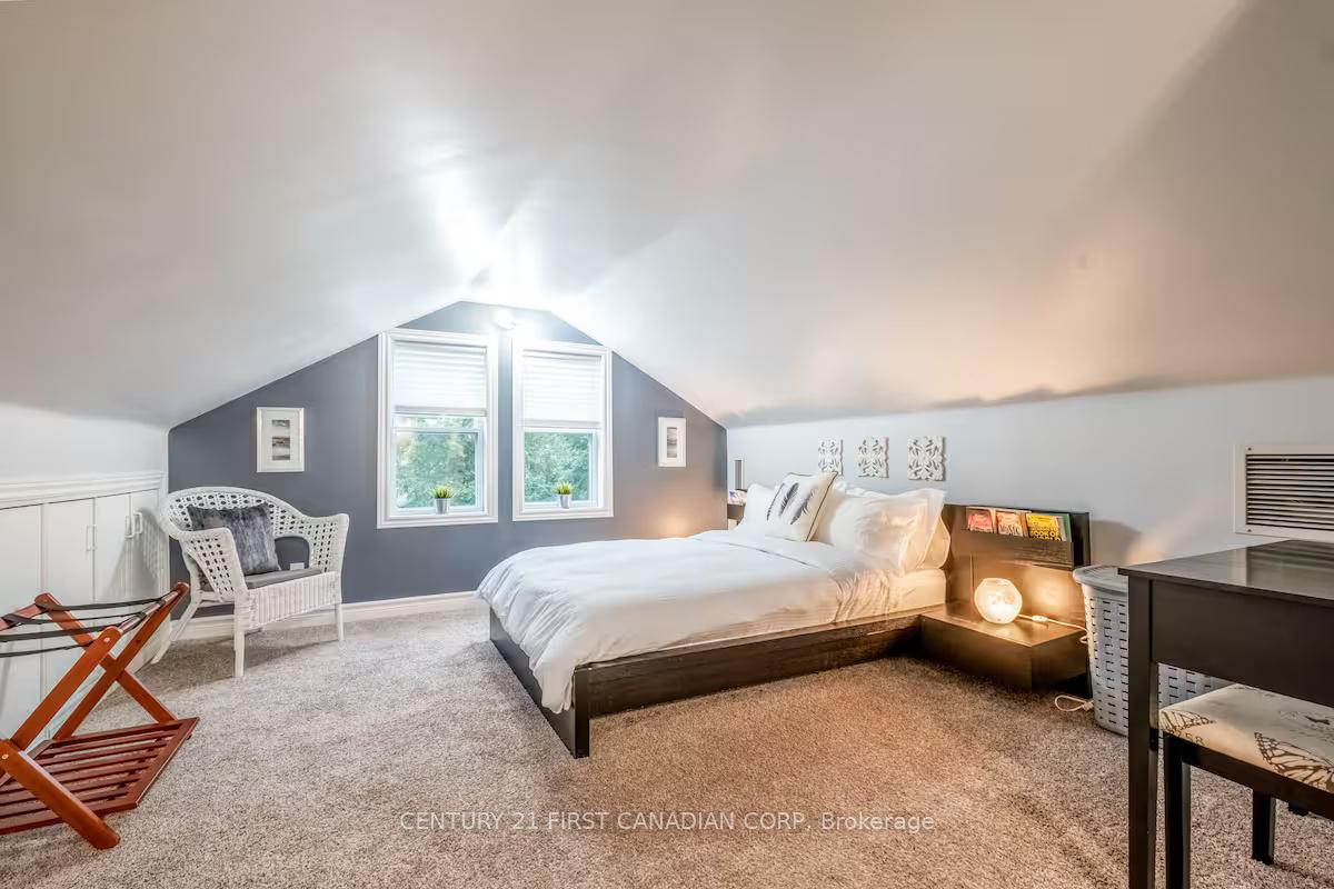 Photo 23 of 705B Conservation Drive, Waterloo — HOMEH