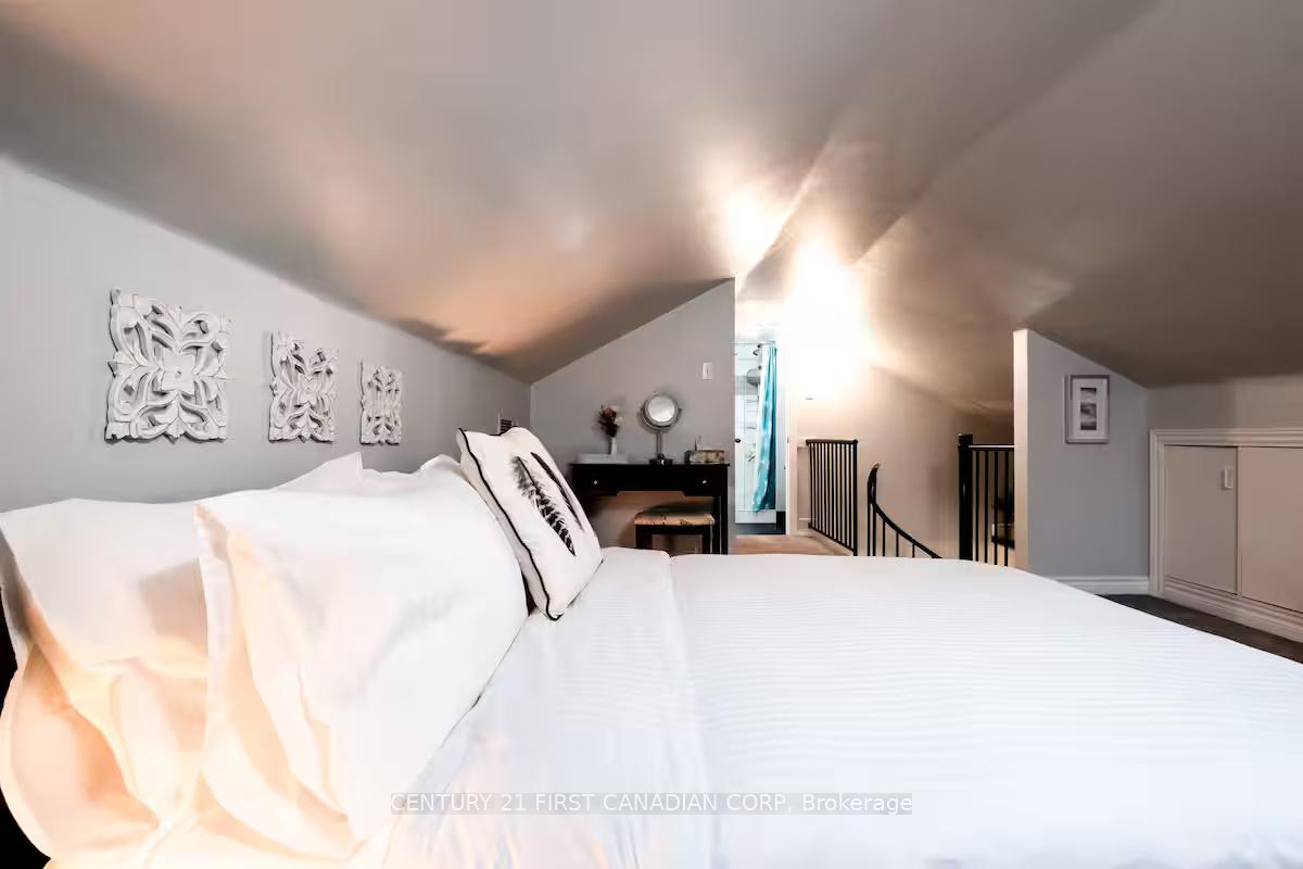 Photo 26 of 705B Conservation Drive, Waterloo — HOMEH
