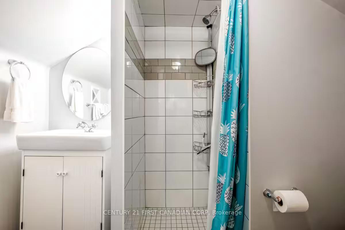 Photo 29 of 705B Conservation Drive, Waterloo — HOMEH