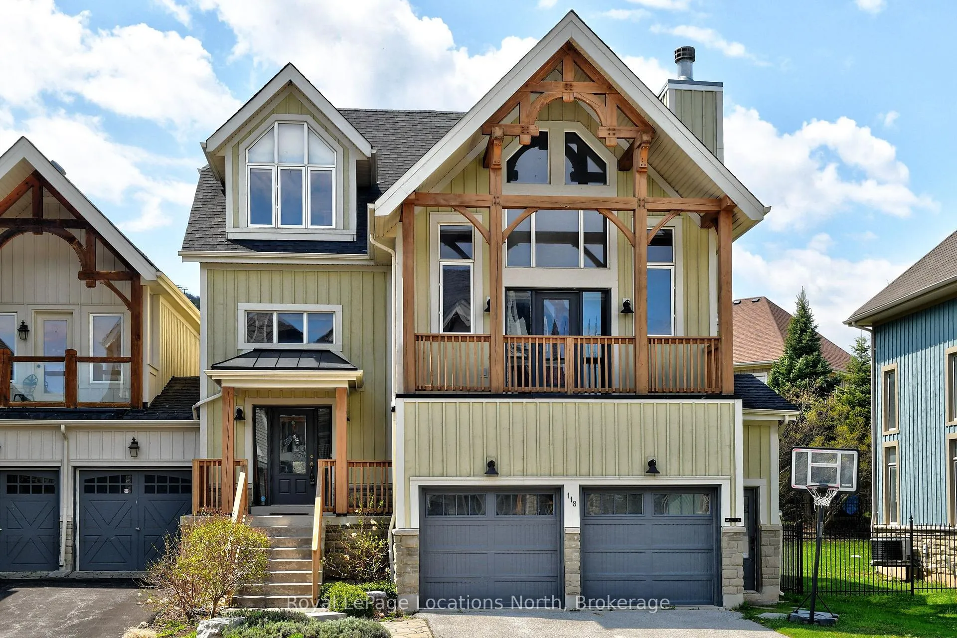 Photo 1 of 118 Venture Boulevard, Blue Mountains — HOMEH