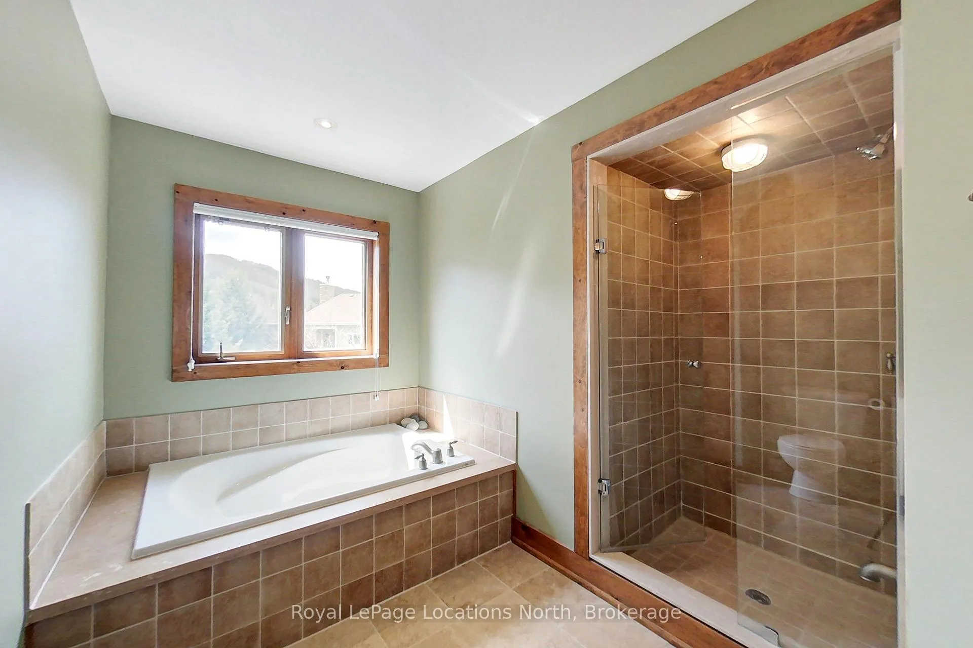 Photo 37 of 118 Venture Boulevard, Blue Mountains — HOMEH