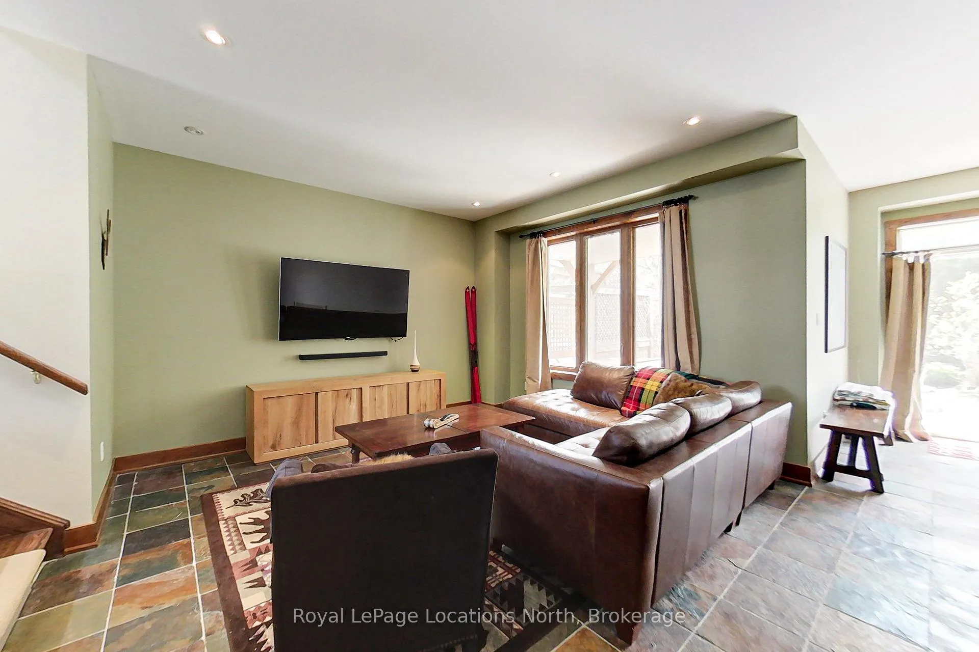 Photo 47 of 118 Venture Boulevard, Blue Mountains — HOMEH