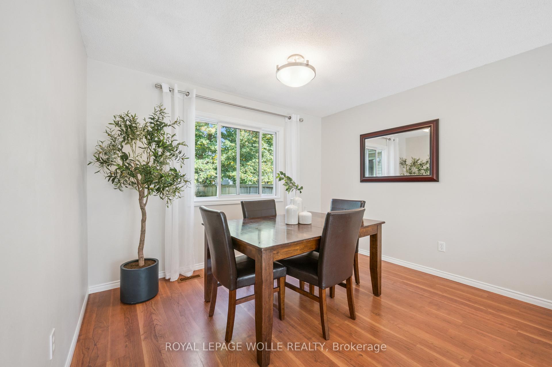 Photo 11 of 608 Osprey Drive, Waterloo — HOMEH