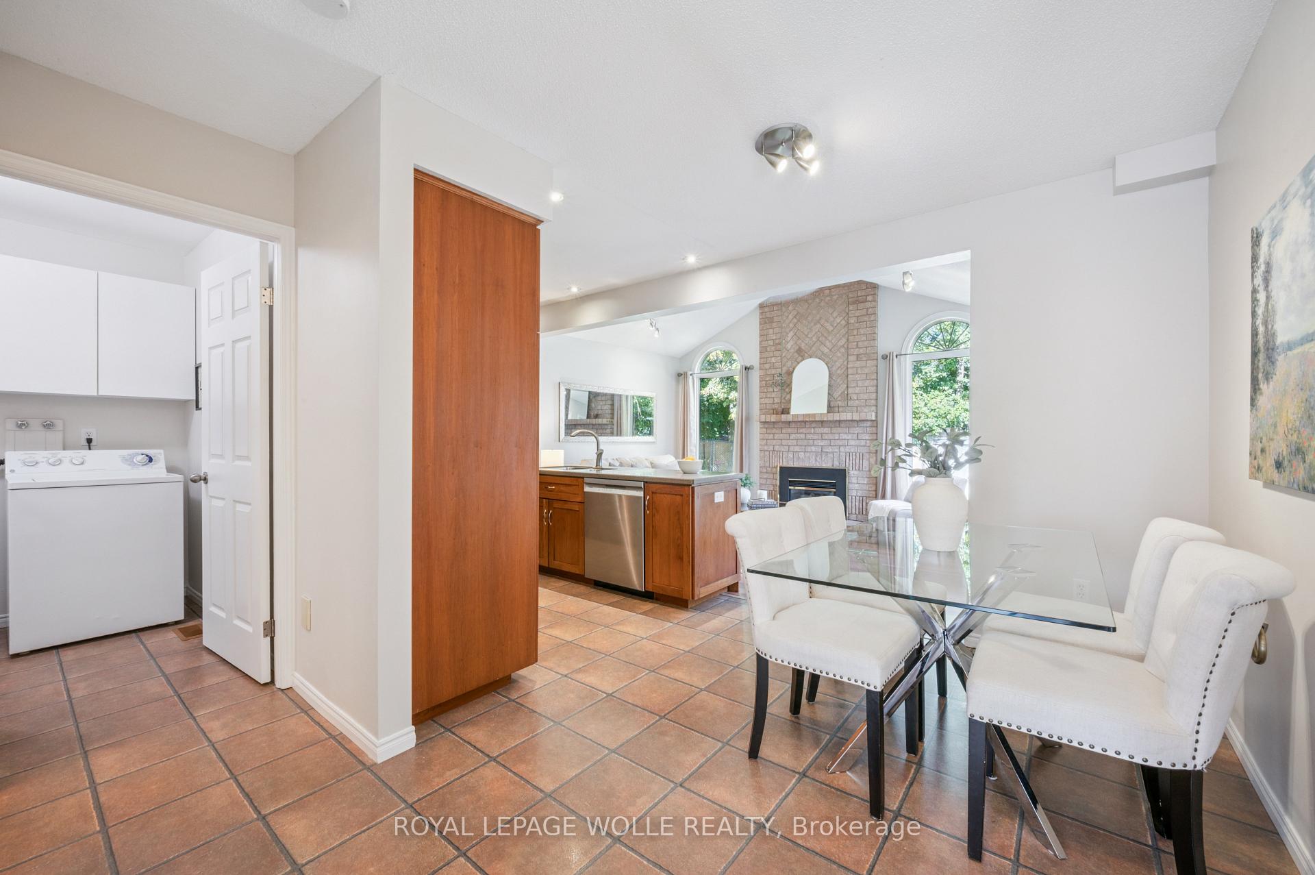 Photo 12 of 608 Osprey Drive, Waterloo — HOMEH