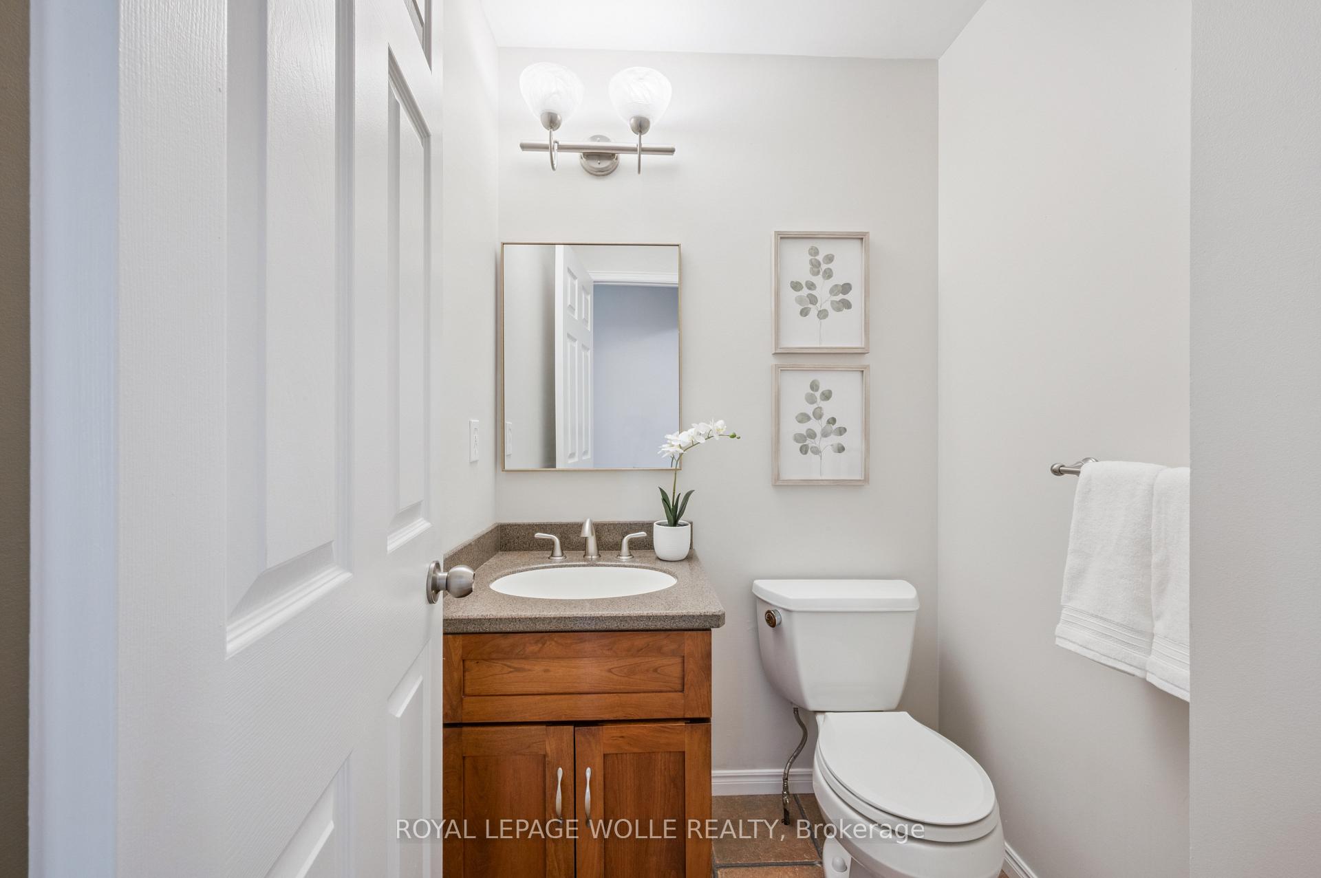 Photo 18 of 608 Osprey Drive, Waterloo — HOMEH