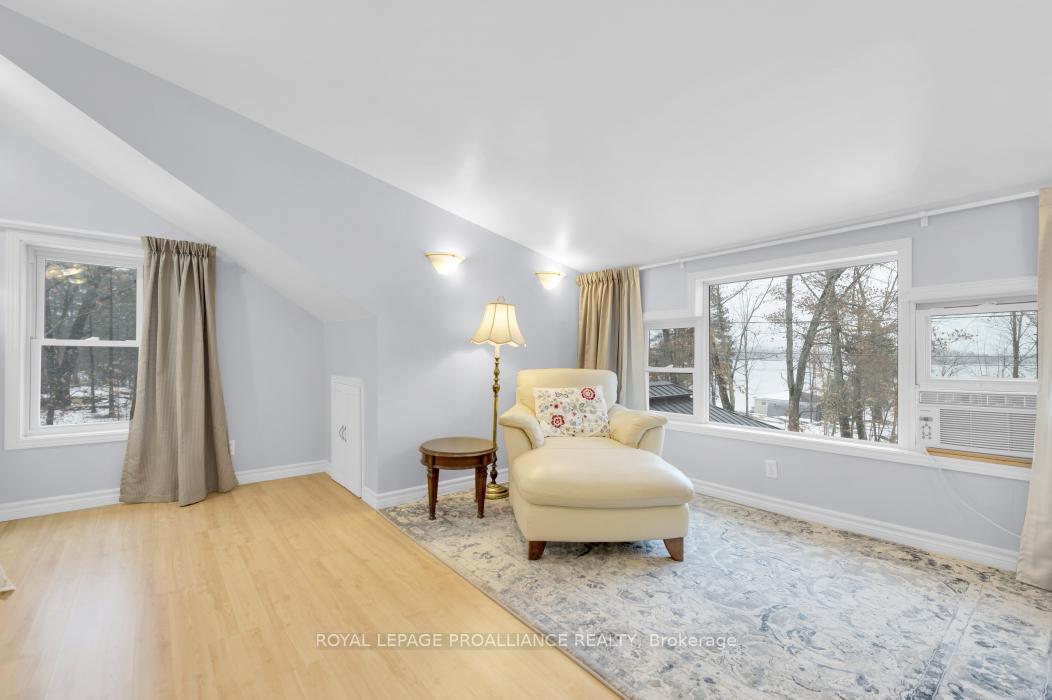 Photo 4 of 100 A&B Kanata Lane, Tweed, Hungerford (Twp) — HOMEH