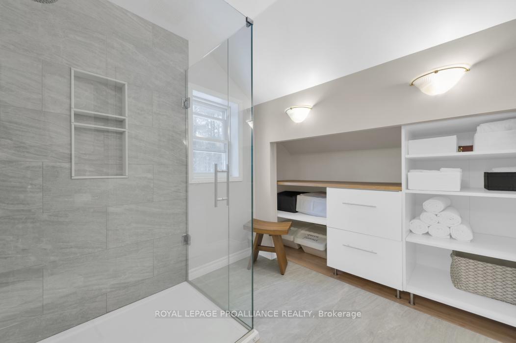 Photo 8 of 100 A&B Kanata Lane, Tweed, Hungerford (Twp) — HOMEH