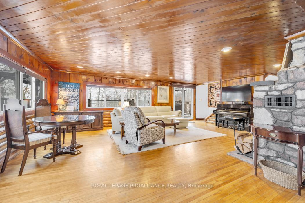 Photo 10 of 100 A&B Kanata Lane, Tweed, Hungerford (Twp) — HOMEH