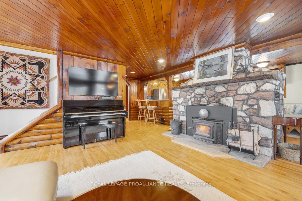 Photo 13 of 100 A&B Kanata Lane, Tweed, Hungerford (Twp) — HOMEH