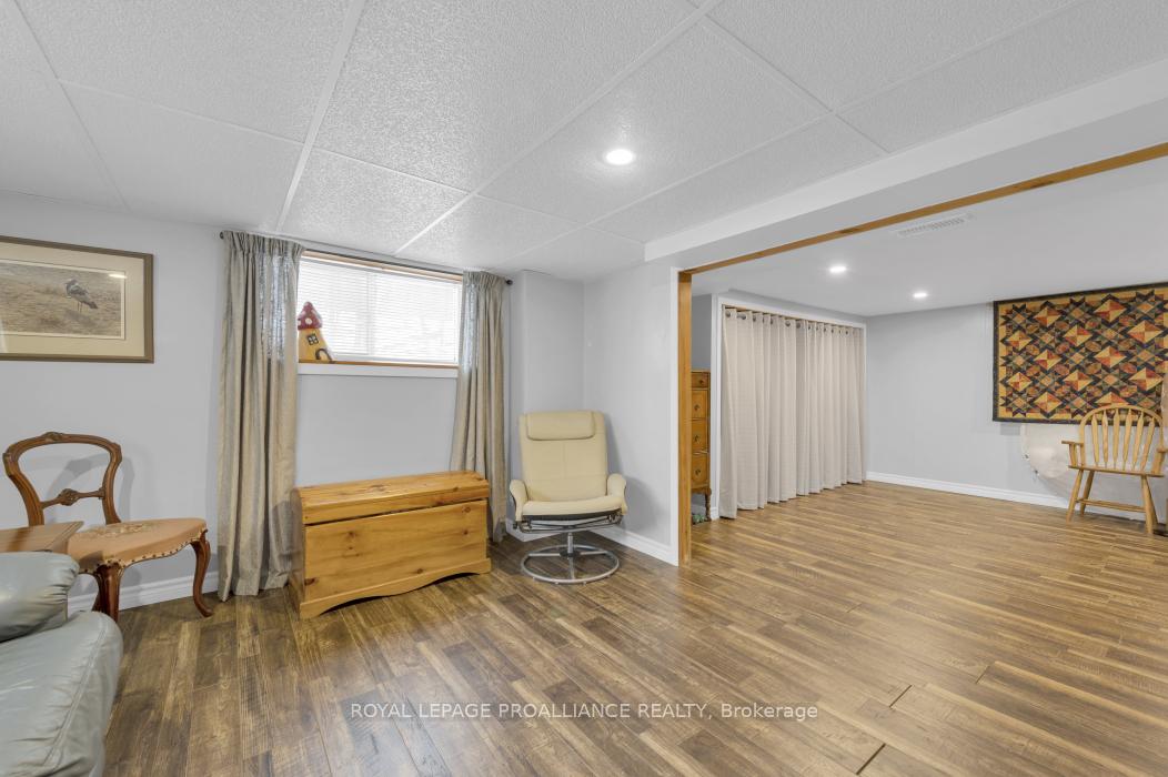 Photo 17 of 100 A&B Kanata Lane, Tweed, Hungerford (Twp) — HOMEH