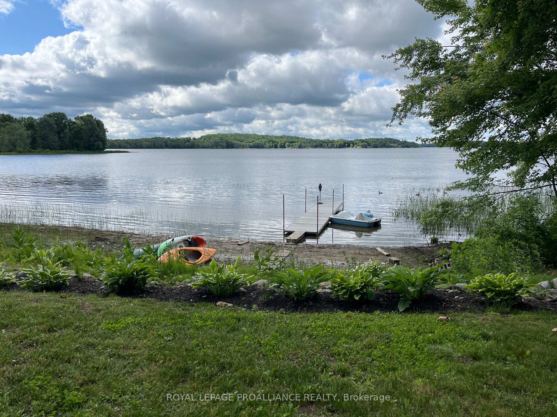 Photo 33 of 100 A&B Kanata Lane, Tweed, Hungerford (Twp) — HOMEH