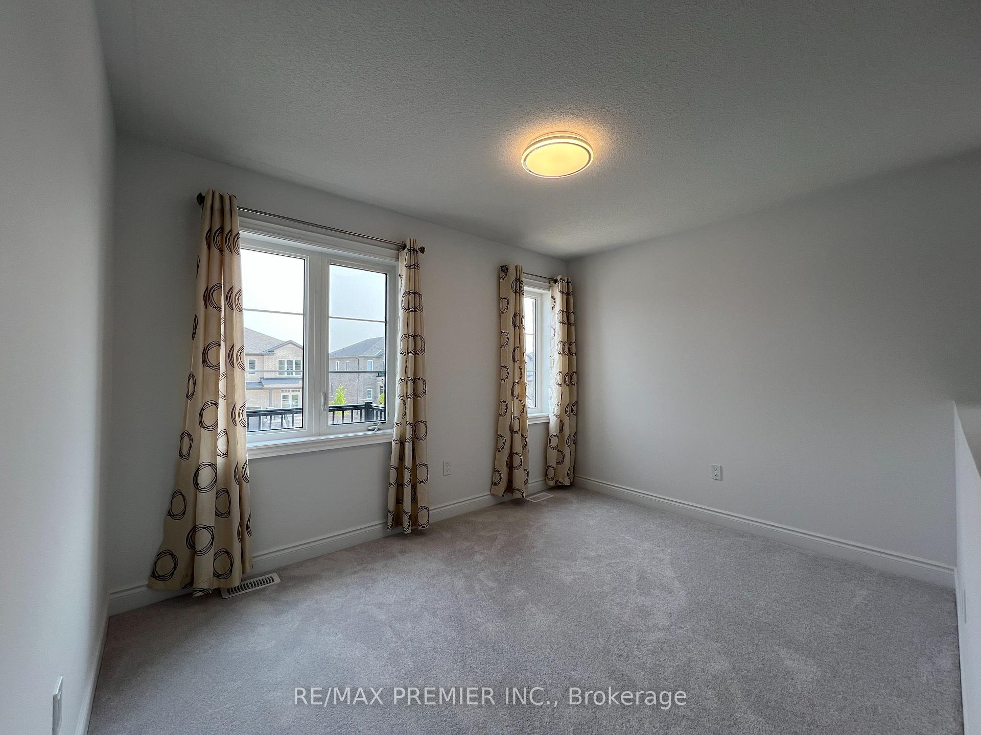 Photo 16 of 22 Amber Drive, Wasaga Beach — HOMEH