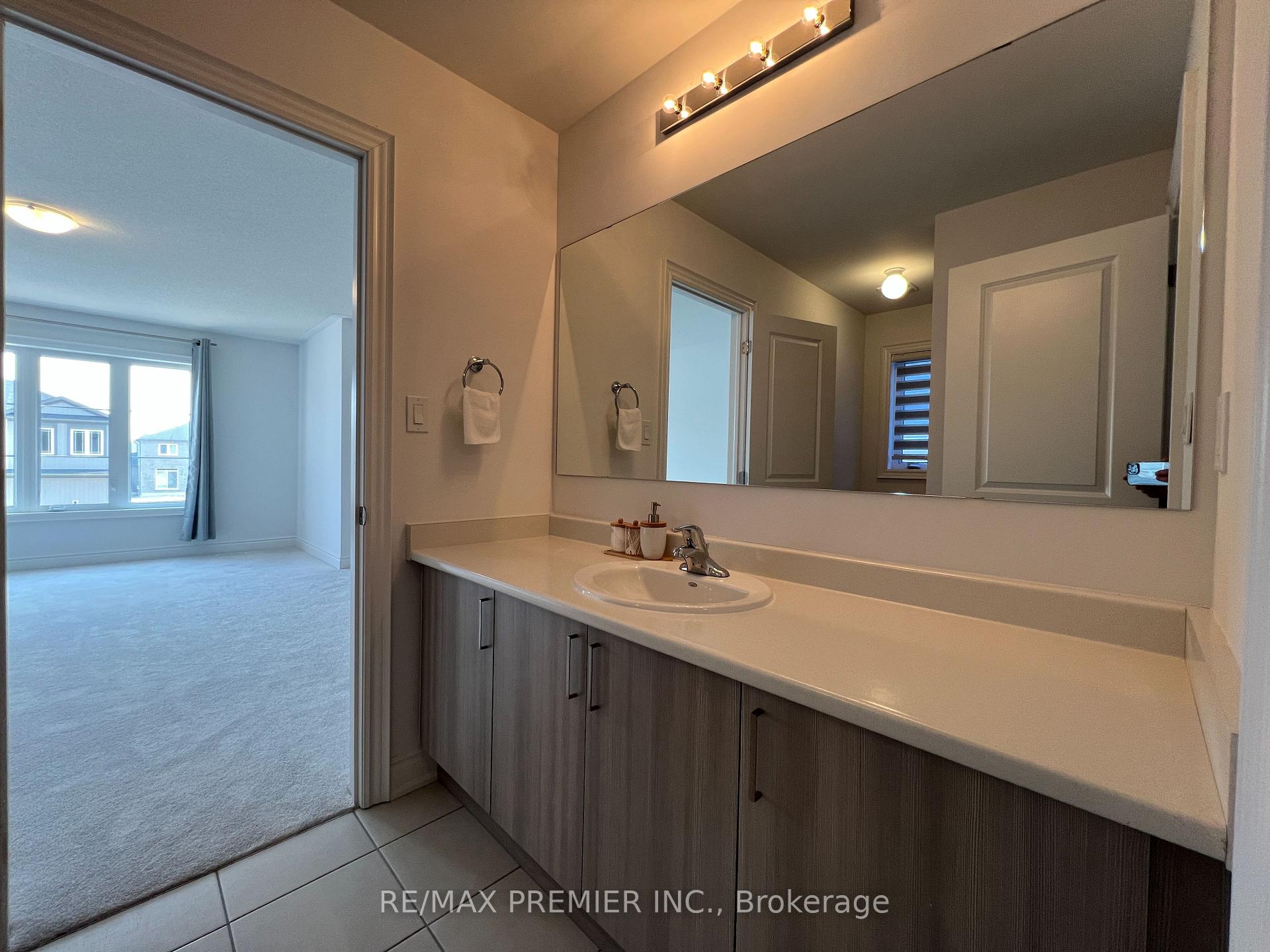Photo 19 of 22 Amber Drive, Wasaga Beach — HOMEH