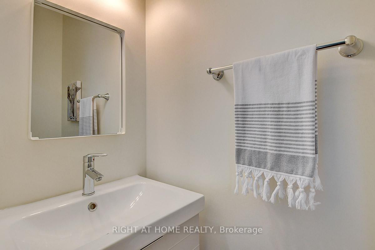 Photo 45 of 25 Bren Maur Road, Ottawa, Barrhaven - Hearts Desire — HOMEH