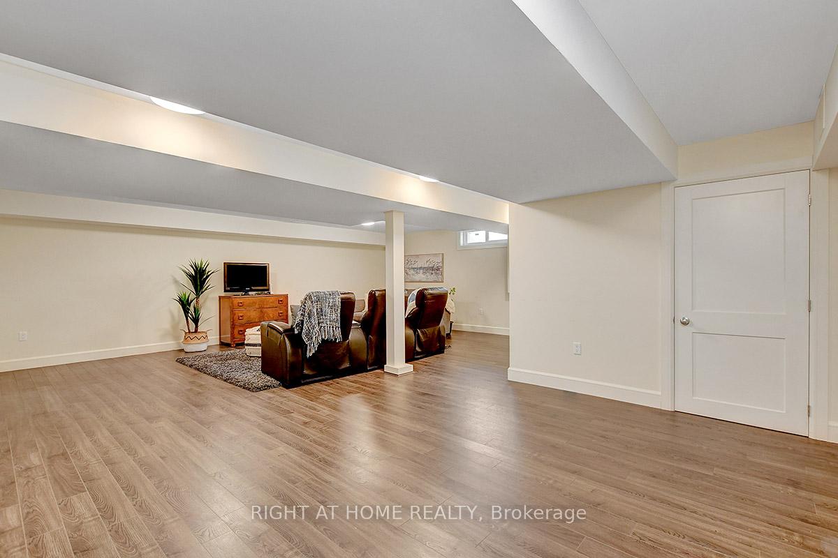 Photo 34 of 25 Bren Maur Road, Ottawa, Barrhaven - Hearts Desire — HOMEH